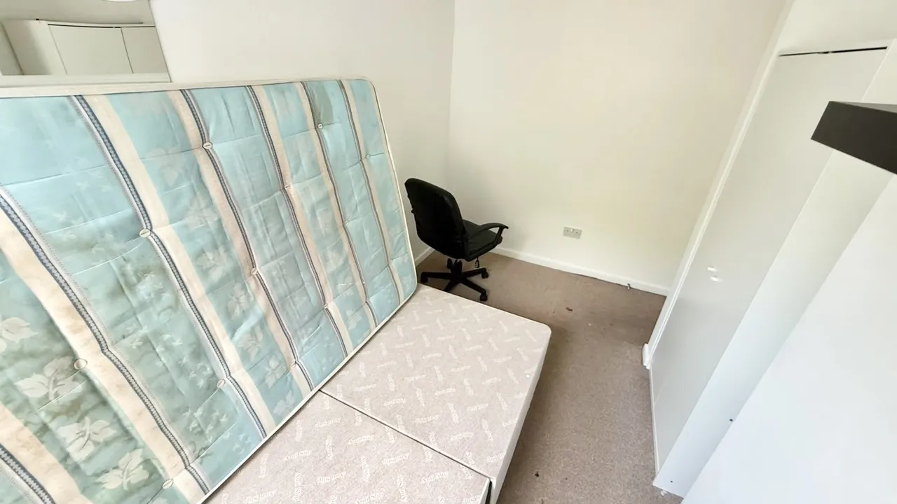 Heeley Road, B29, photo 3