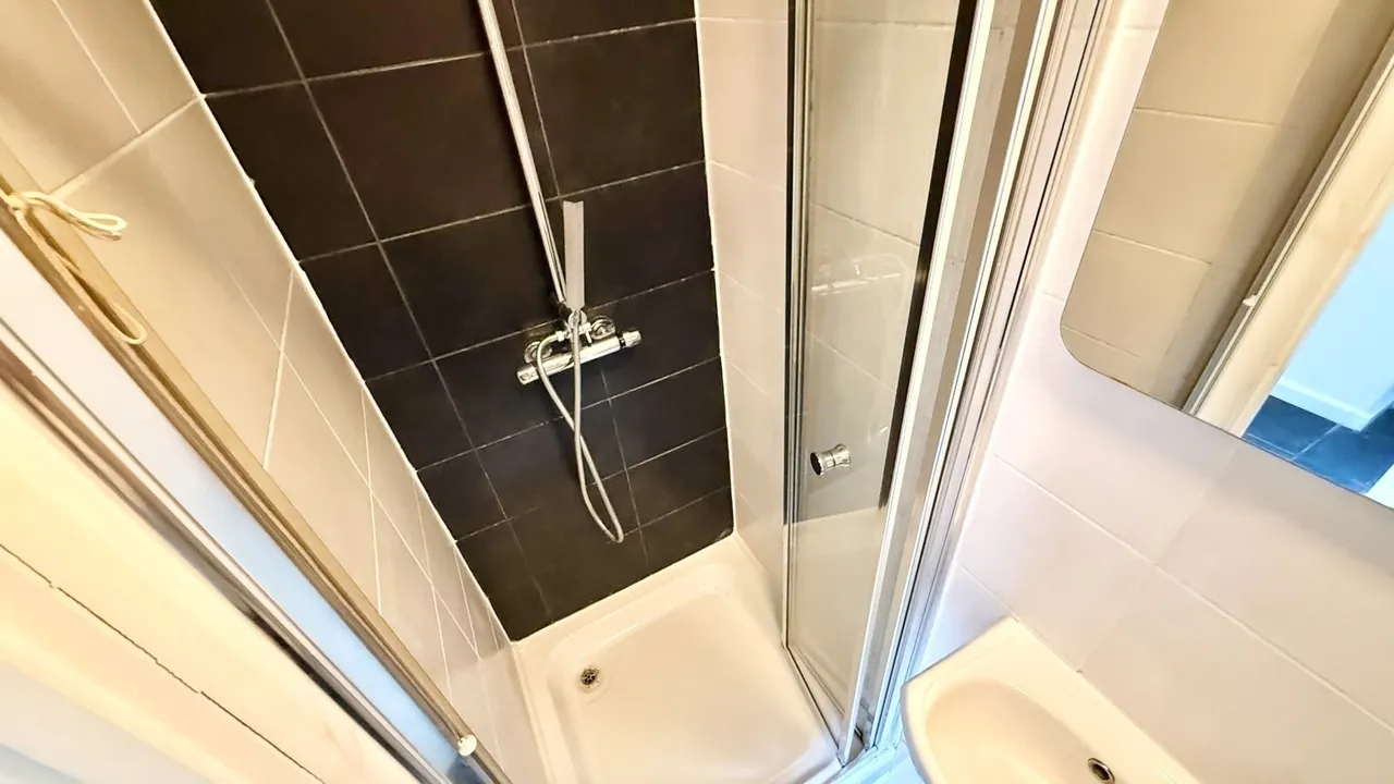 Heeley Road, B29, photo 8