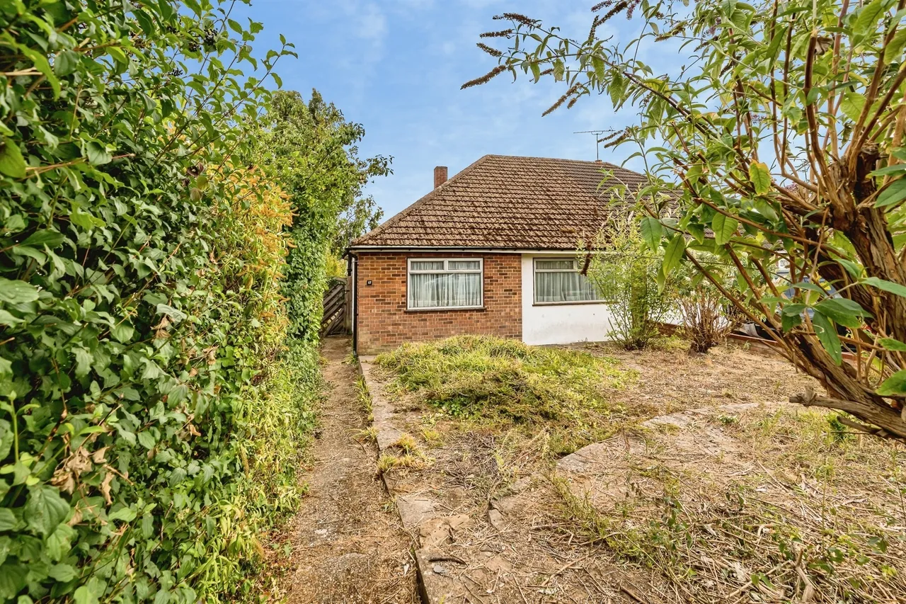 Clare Road, Taplow, SL6, photo 14