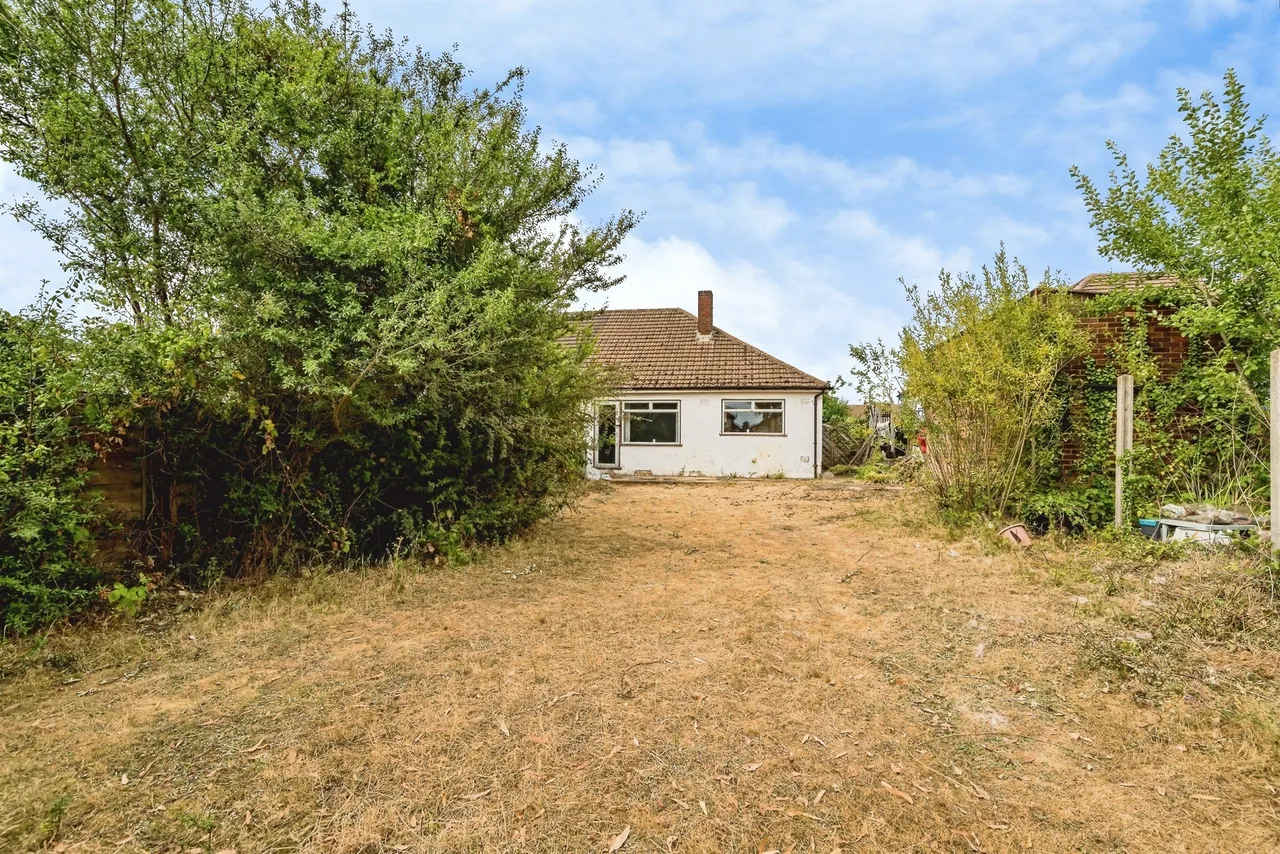 Clare Road, Taplow, SL6, photo 13