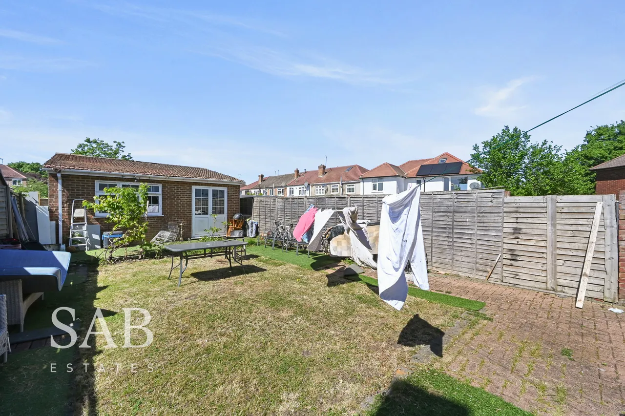 Penn Close, Greenford, UB6, photo 11