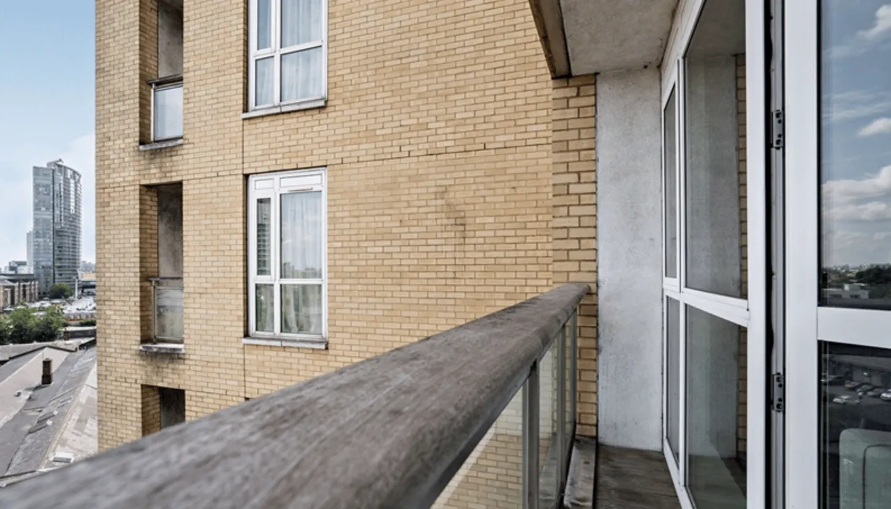 Westferry Circus, London, E14, photo 6