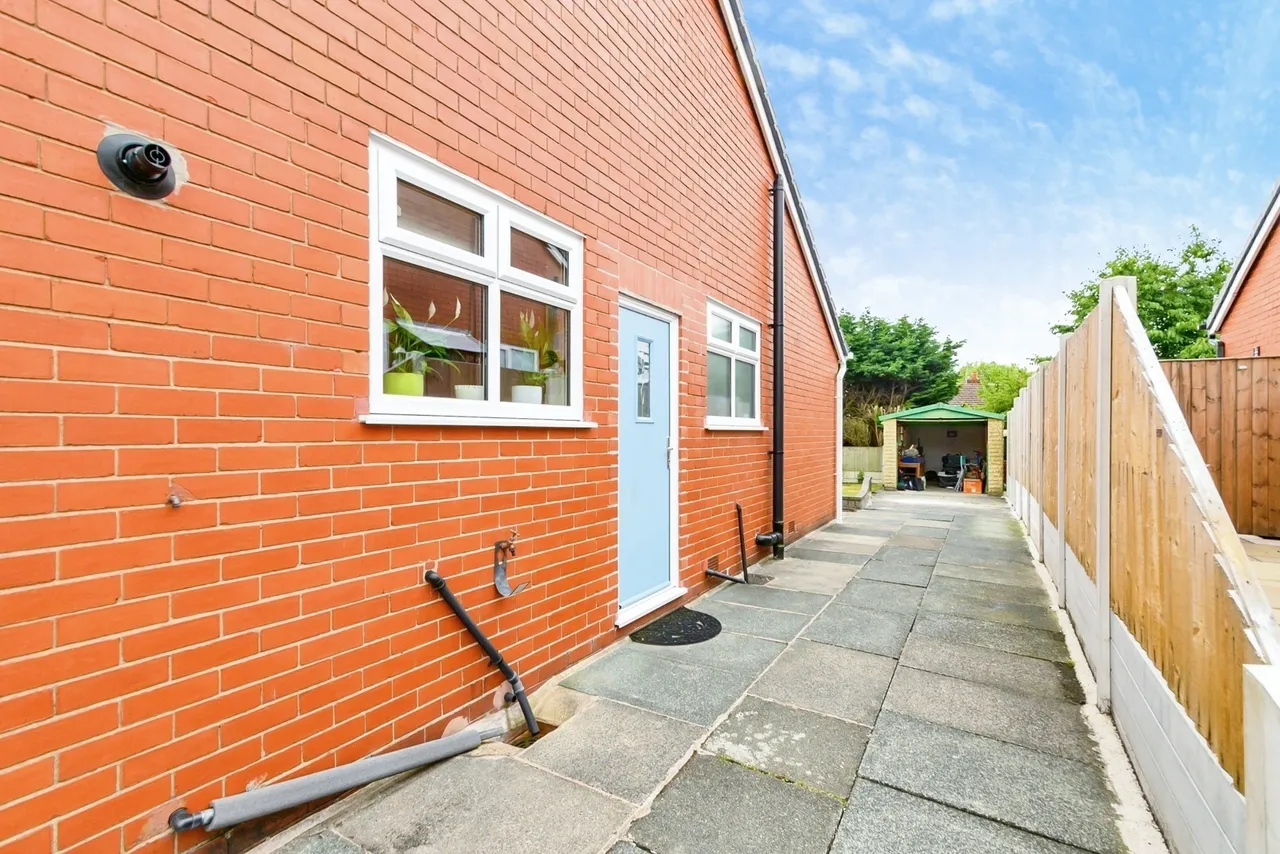 Carlton Close, Worsley, Manchester, Greater Manchester, M28, photo 18