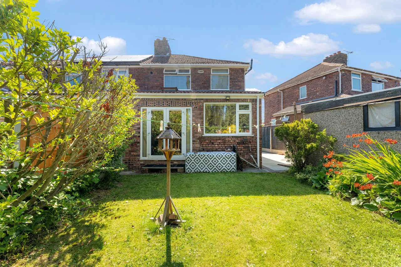 Claremont Drive, Widnes, Widnes, WA8 9LX, photo 22