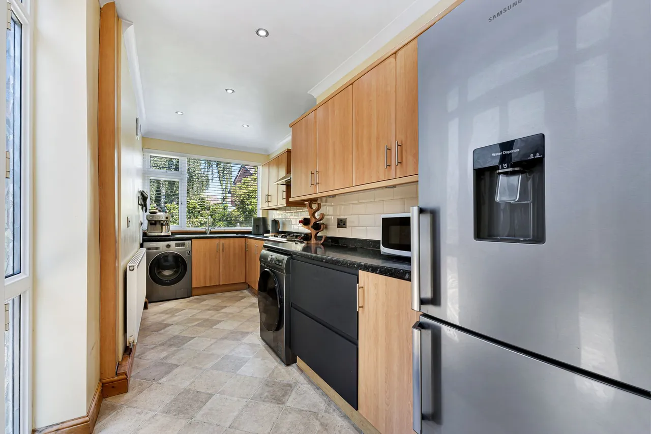 Claremont Drive, Widnes, Widnes, WA8 9LX, photo 11