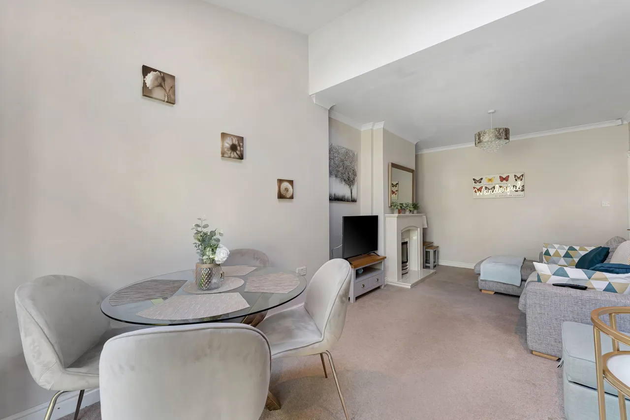 Claremont Drive, Widnes, Widnes, WA8 9LX, photo 9
