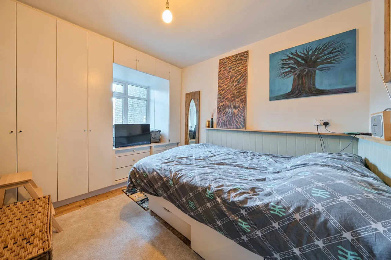 Vicarage Grove, SE5, photo 9