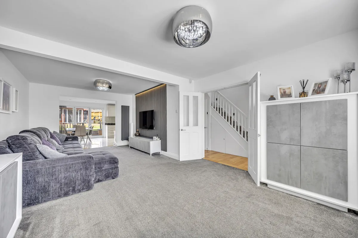 Redriff Road, Romford, RM7 8HD, photo 2