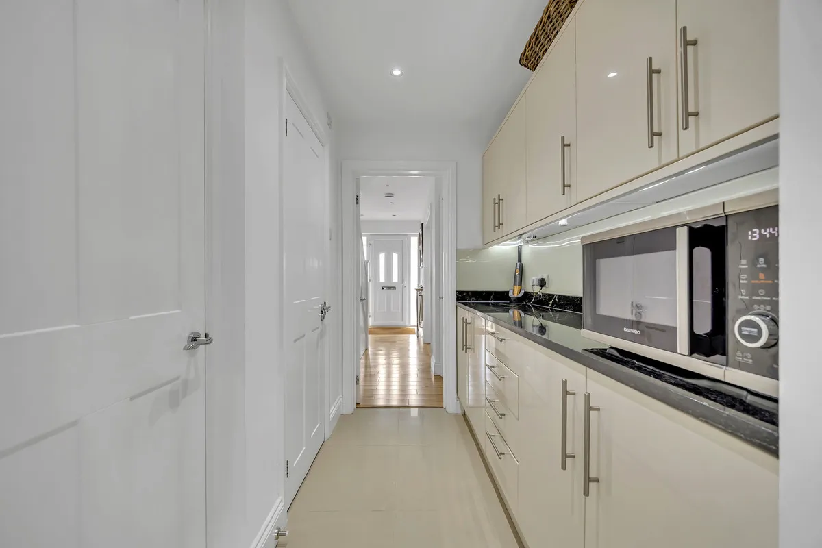 Redriff Road, Romford, RM7 8HD, photo 9