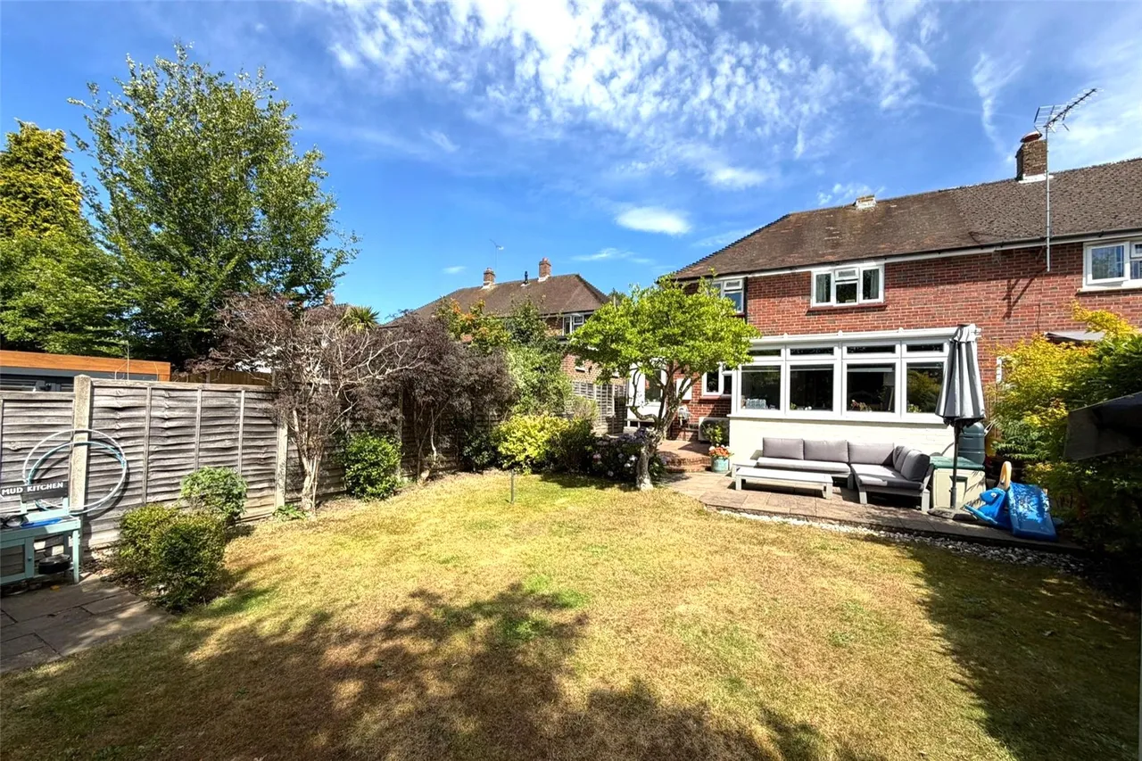 Broadley Green, Windlesham, Surrey, GU20 6AL, photo 18
