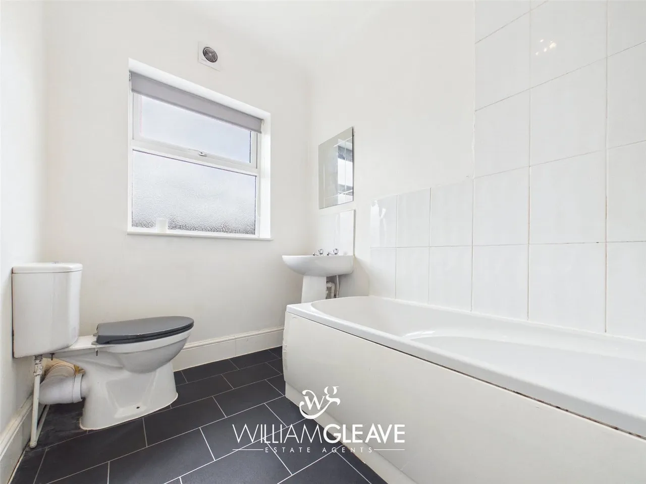 Padeswood Road North, Buckley, Flintshire, CH7 2JN, photo 17