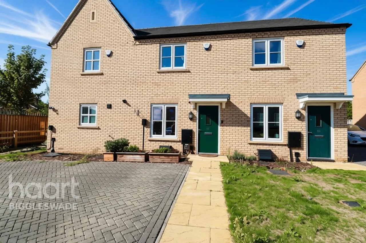 2 bed house for sale, Wales Drive, Gamlingay, SG19