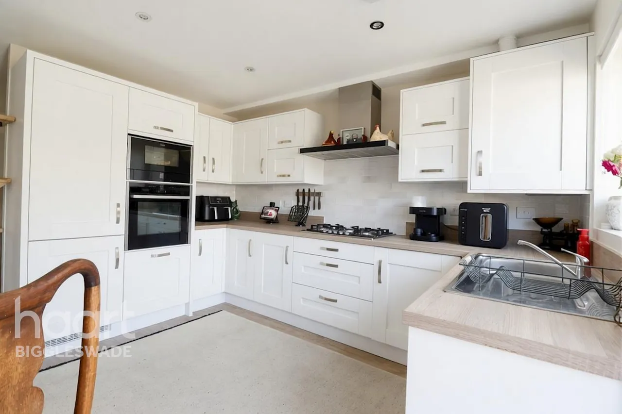 Wales Drive, Gamlingay, SG19, photo 5