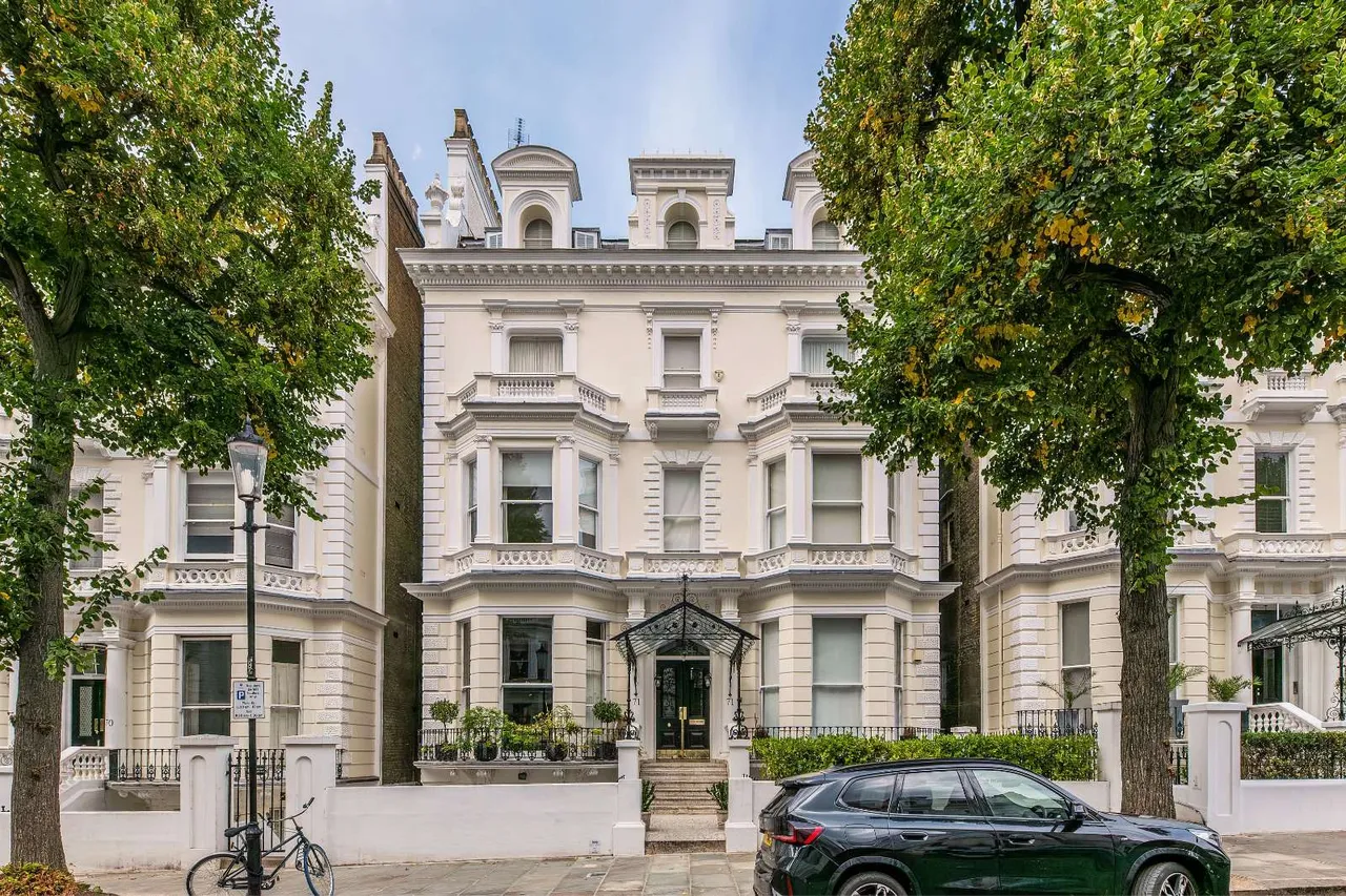 2 bed flat for sale — Holland Park, London, W11 3SL