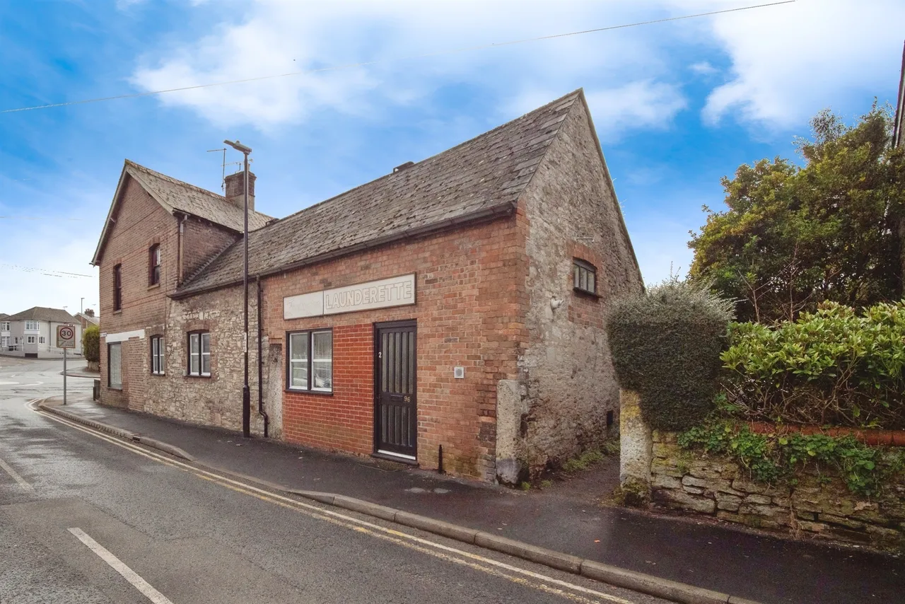 High Street, Fordington, DT1, photo 5