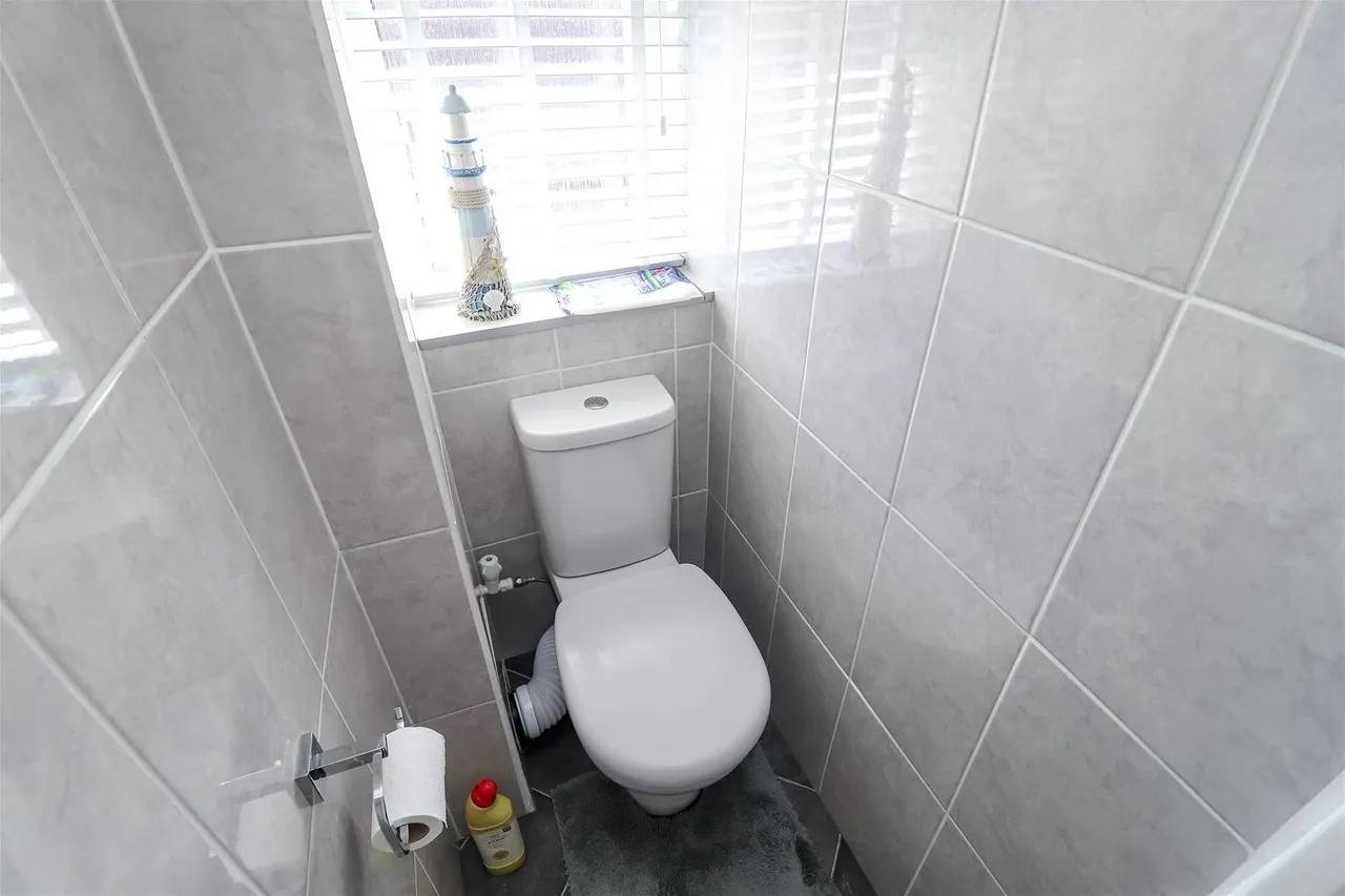 Branson Walk, Timperley, Cheshire WA15 7DT, photo 28