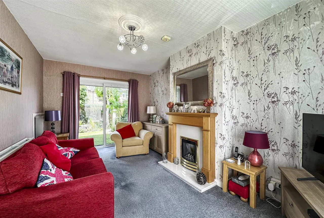 Branson Walk, Timperley, Cheshire WA15 7DT, photo 2