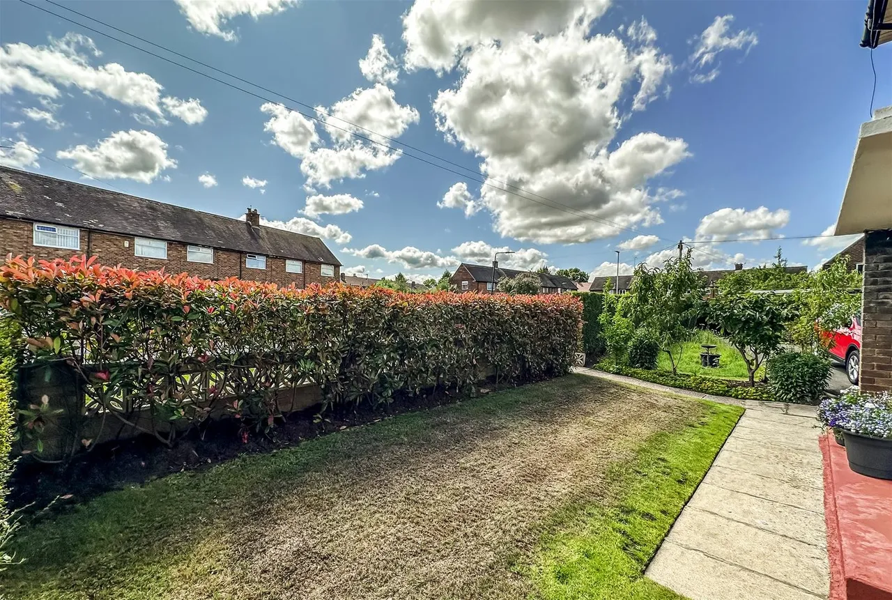 Branson Walk, Timperley, Cheshire WA15 7DT, photo 17