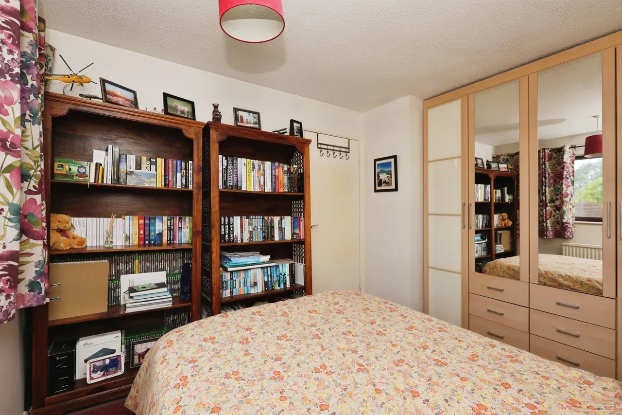 Roydfield Drive, Waterthorpe, S20, photo 7