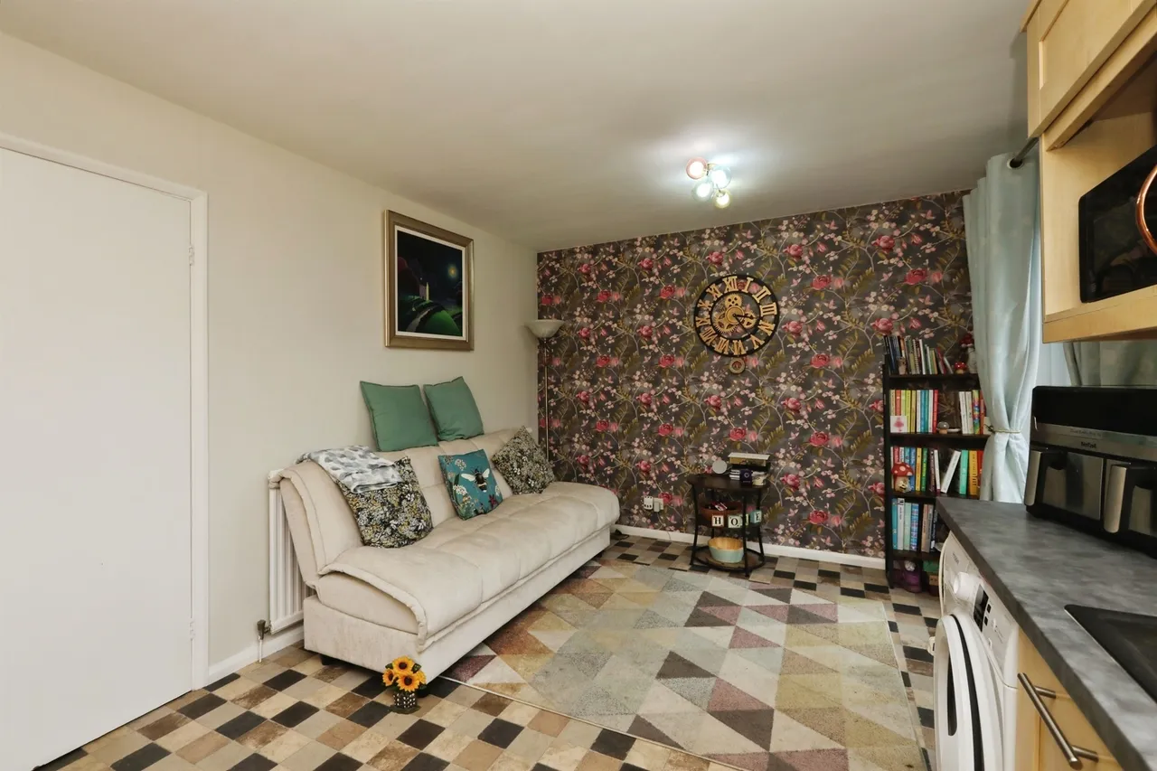 Roydfield Drive, Waterthorpe, S20, photo 5