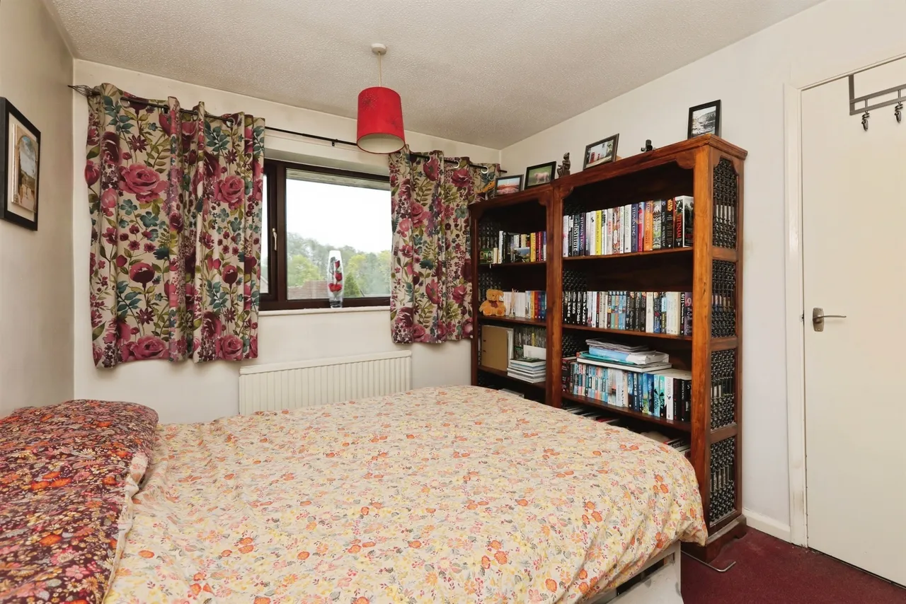 Roydfield Drive, Waterthorpe, S20, photo 6
