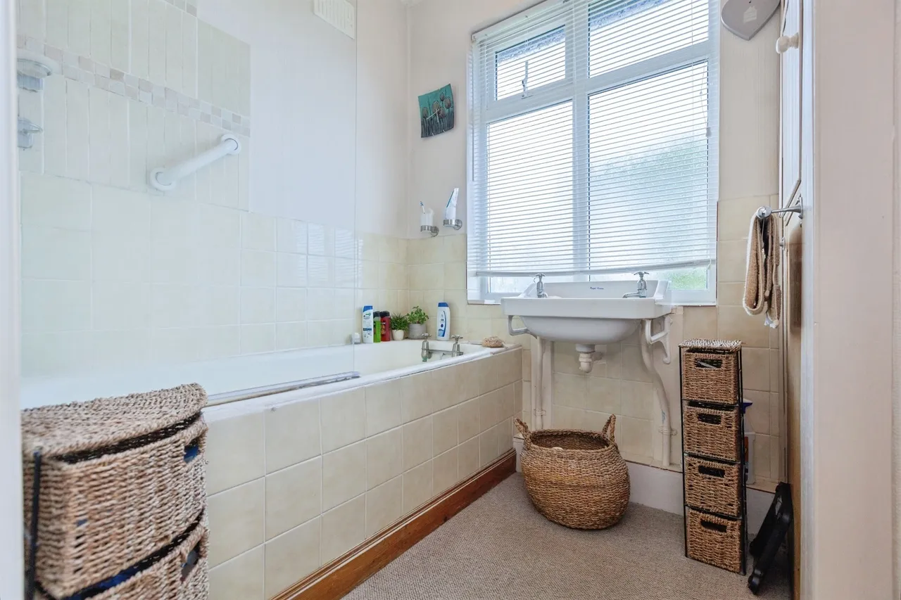 Wigston Road, Oadby, LE2, photo 14