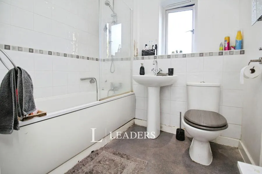Millward Drive, Bletchley, MK2, photo 10
