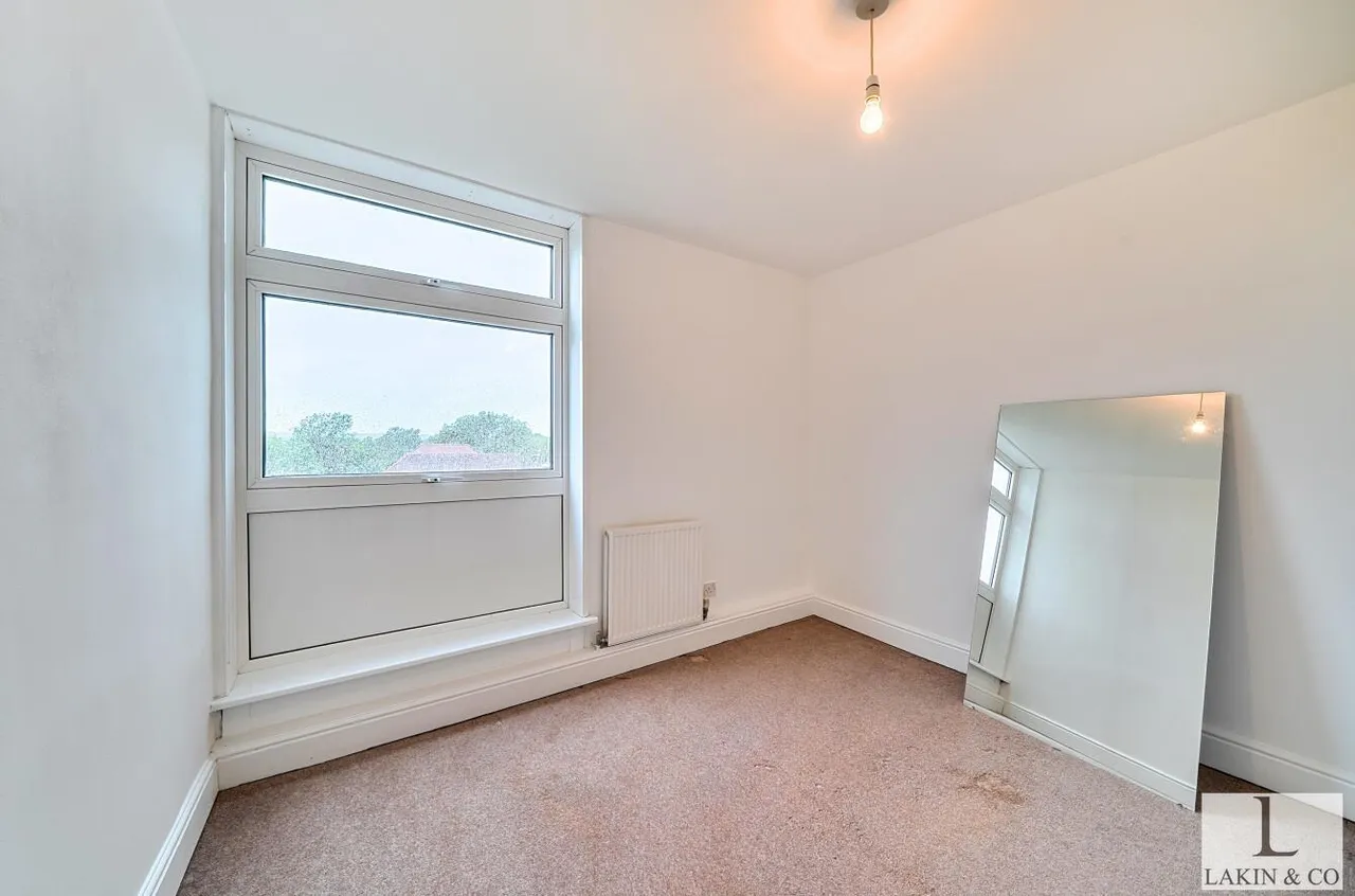 Oxford Road, Denham, UB9 4AA, photo 8
