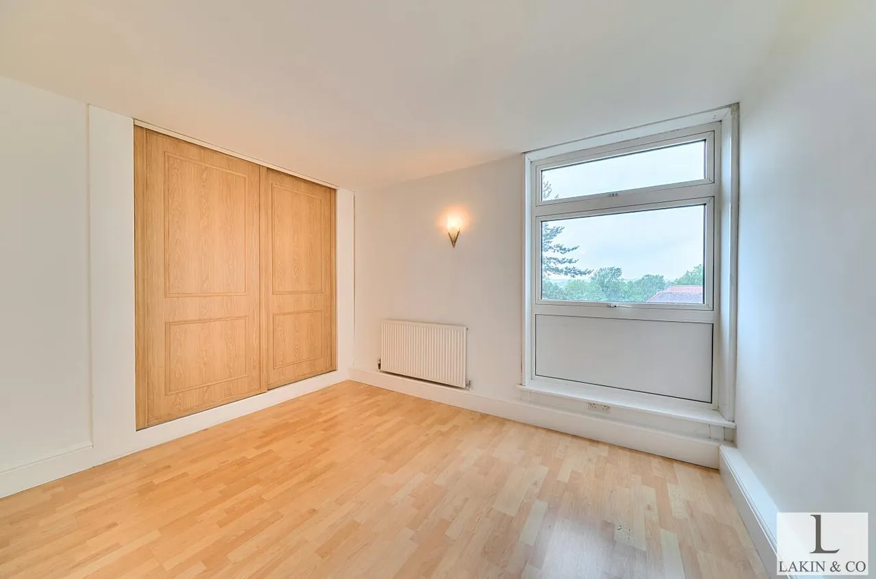 Oxford Road, Denham, UB9 4AA, photo 6