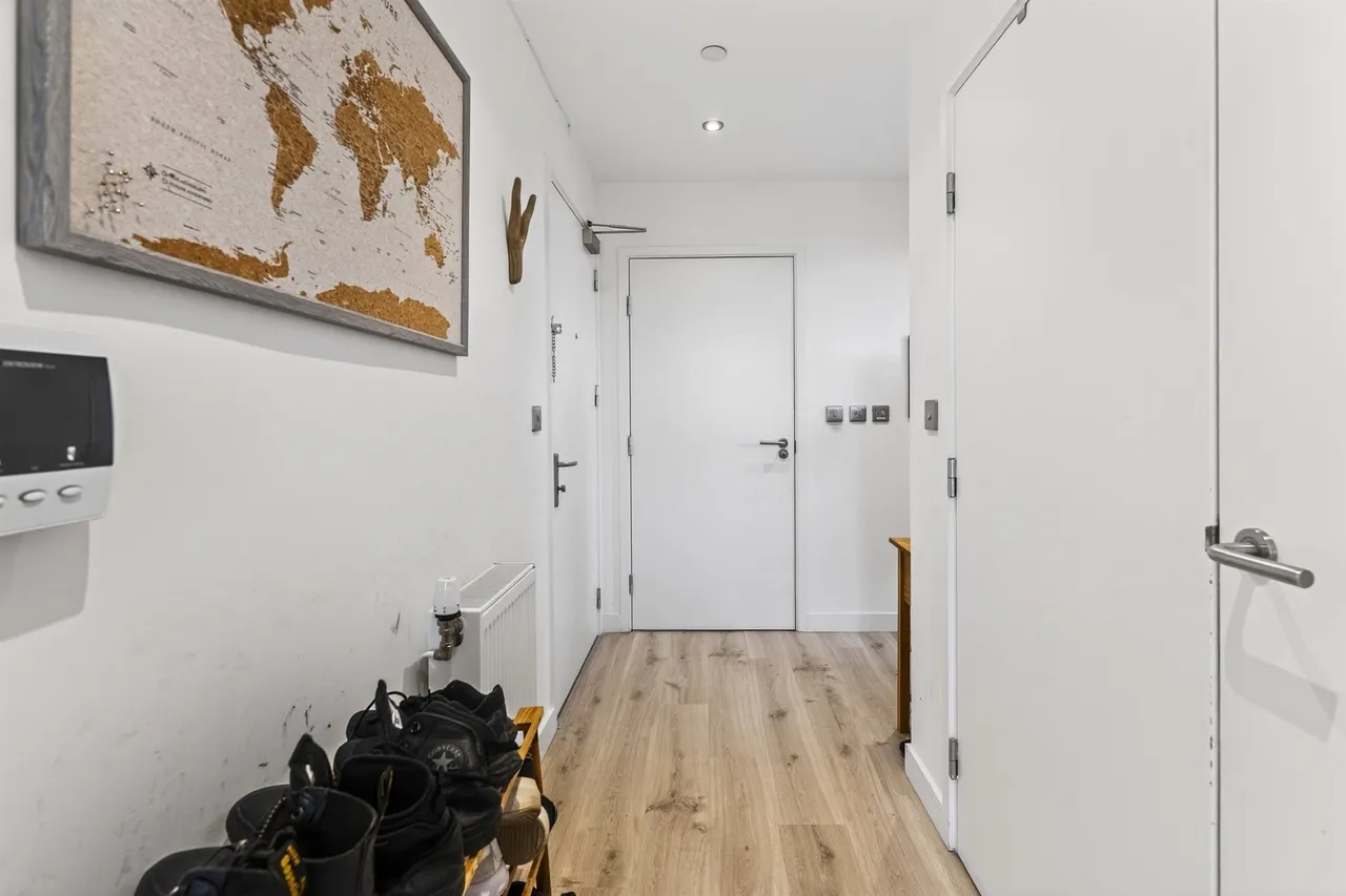 Meeting House Lane, London, photo 10