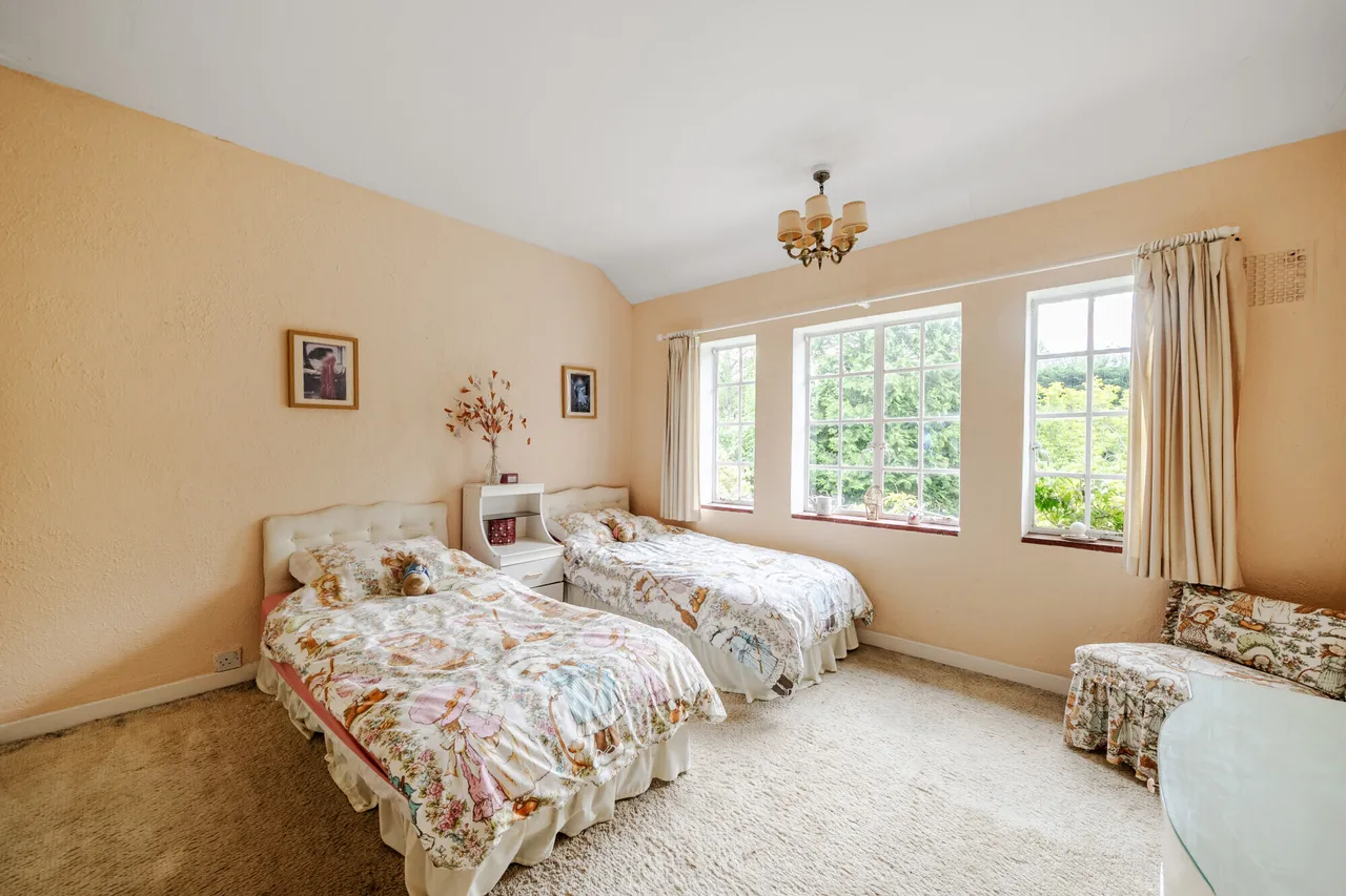 Lower Road, Leatherhead, KT22, photo 11