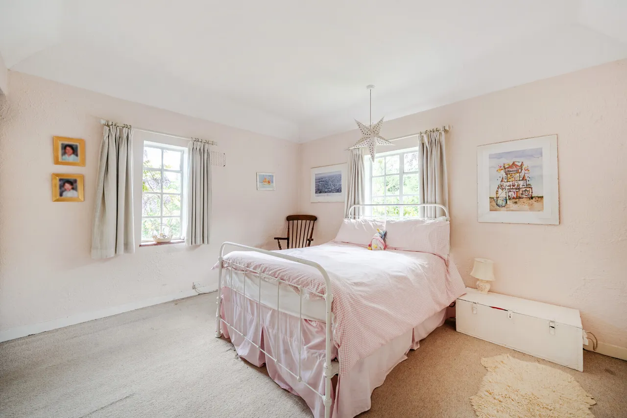 Lower Road, Leatherhead, KT22, photo 12