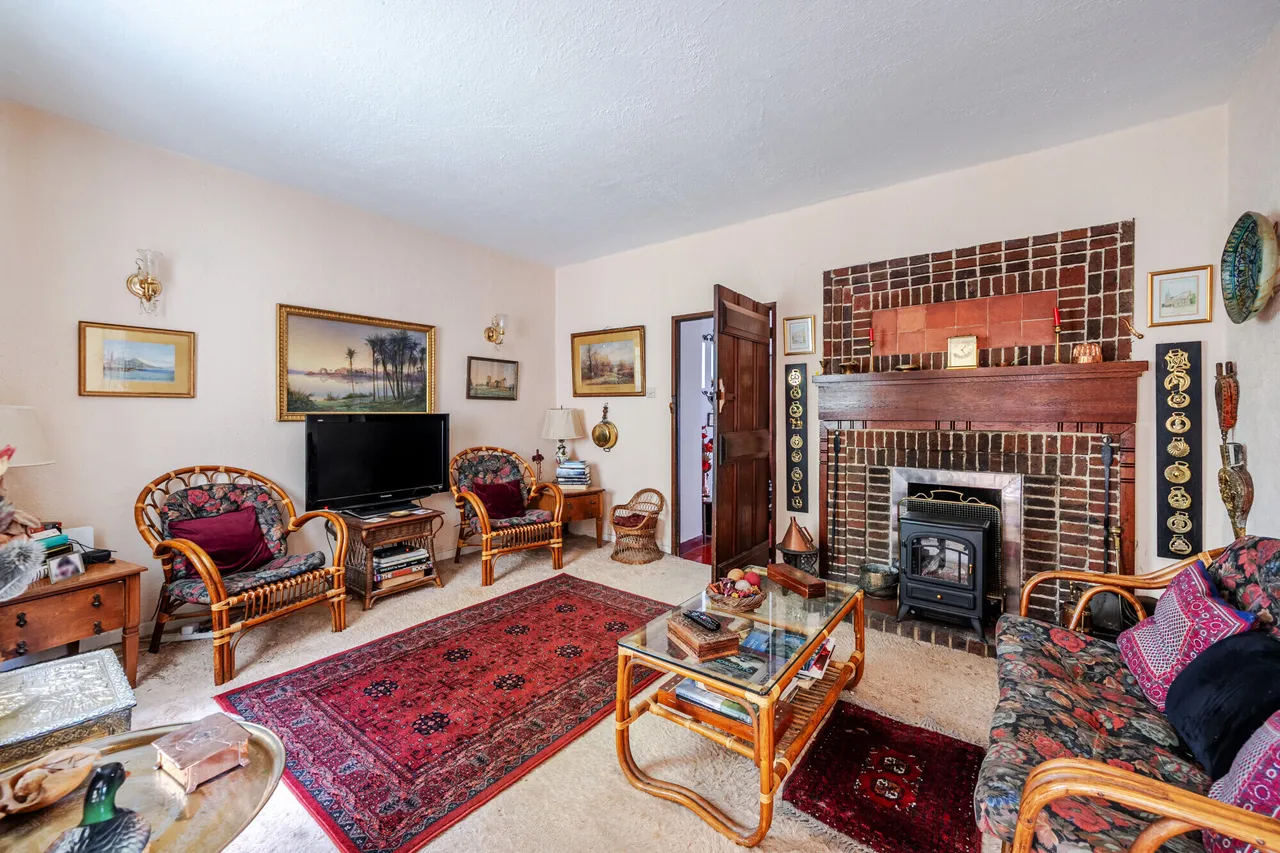 Lower Road, Leatherhead, KT22, photo 6