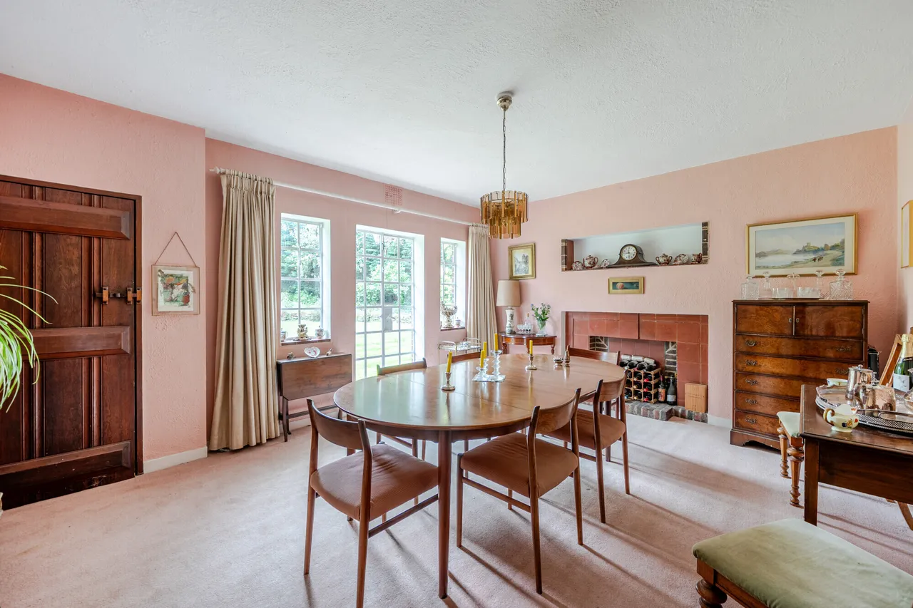 Lower Road, Leatherhead, KT22, photo 3