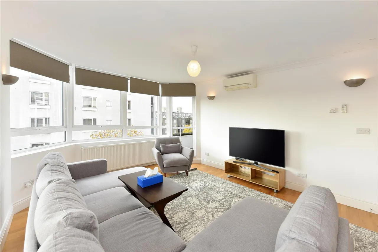 Stunning Views Over The Park, Hyde Park Towers, W2, photo 3