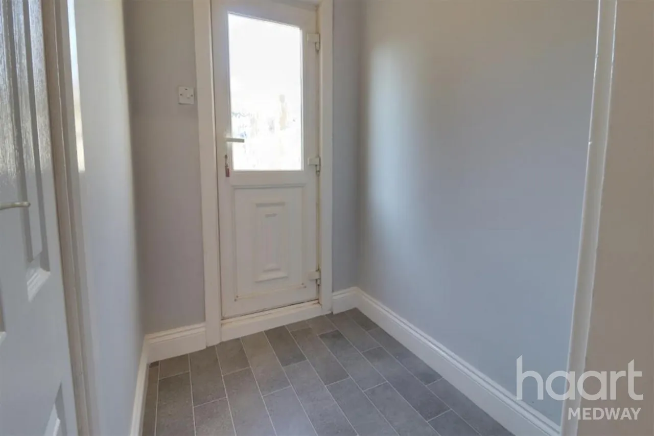 Balfour Road, Chatham, ME4, photo 14