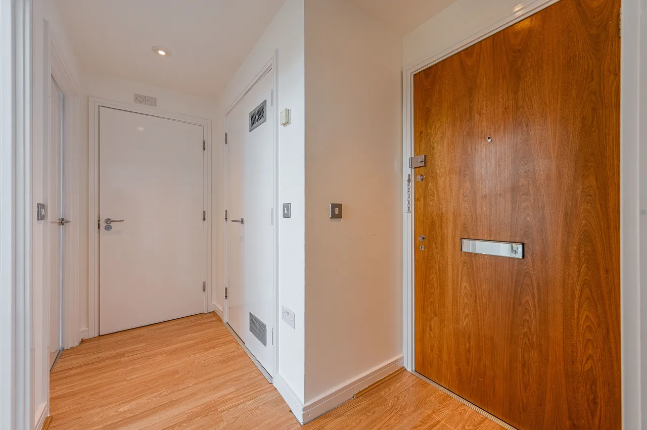 Apartment 313, Building 50, Argyll Road, London, photo 6