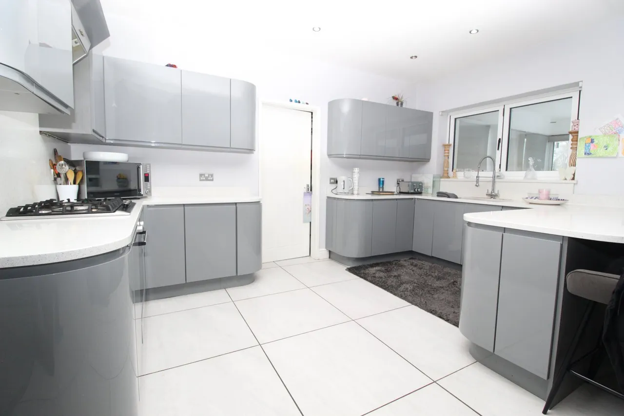 Fernleigh Road, Walsall, photo 3
