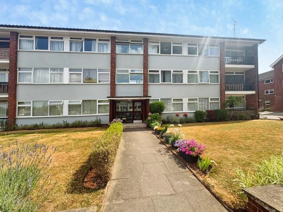 2 bed flat for sale, Arlington Avenue, Leamington Spa, CV32