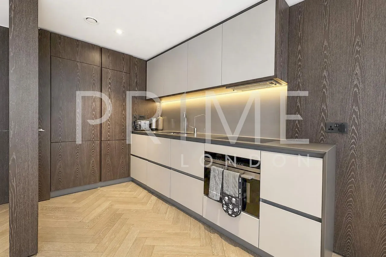 Fladgate House, Circus West, SW11, photo 6