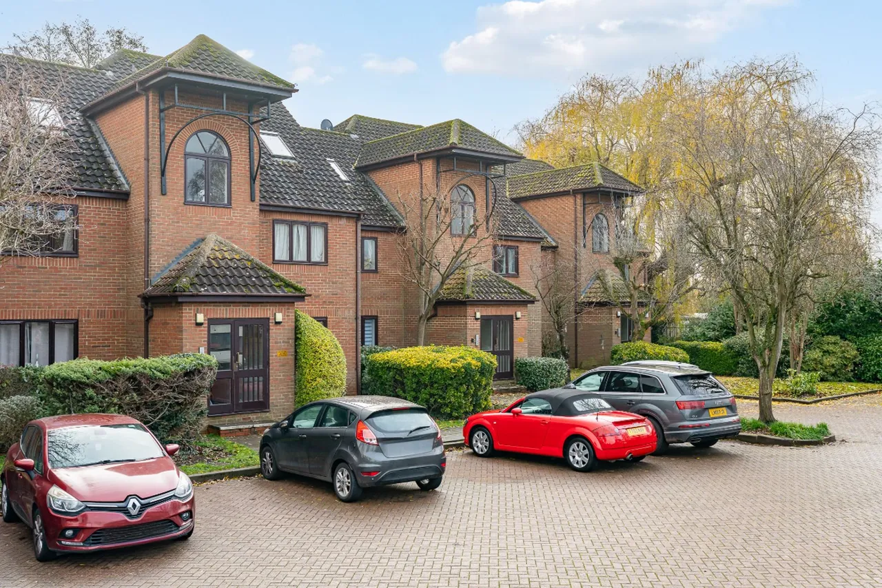 Millers Lane, Stanstead Abbotts, SG12, photo 13