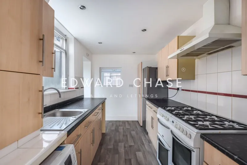 Malvern Road, Hornchurch, RM11, photo 5