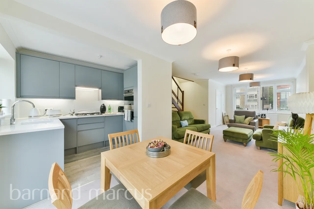 Melford Road, London, photo 5