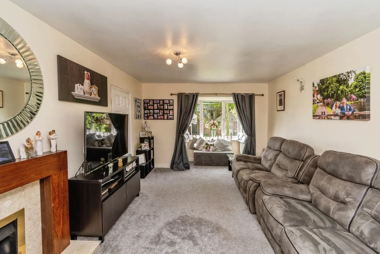 Melbourne Road, Heath Hayes, Cannock, WS12, photo 3