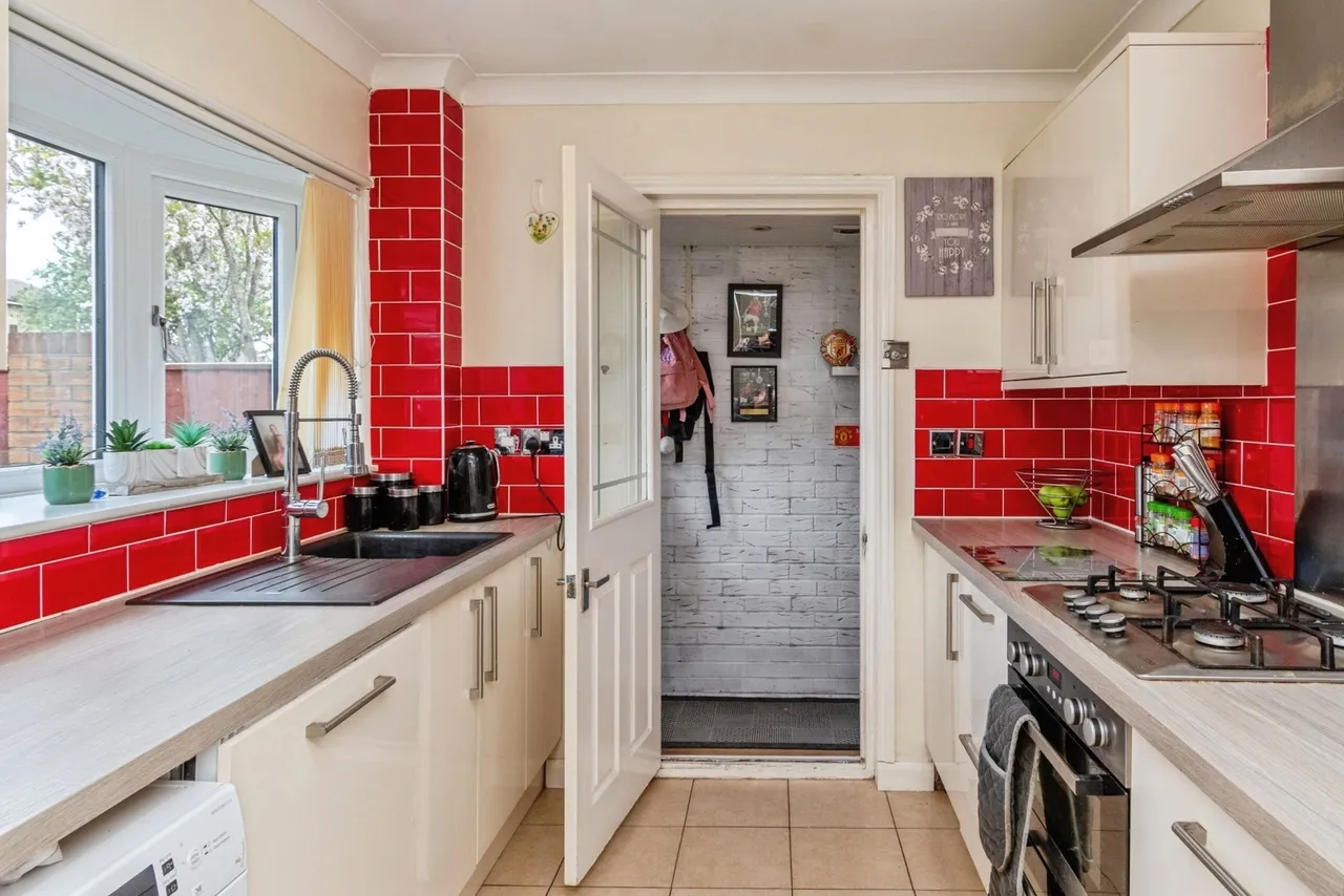 Melbourne Road, Heath Hayes, Cannock, WS12, photo 8