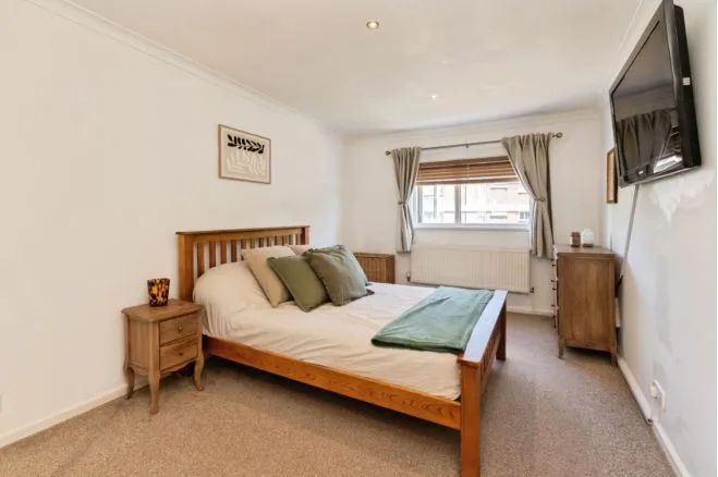 Polsteads, Basildon, SS16, photo 6