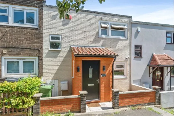 2 bed house for sale, Polsteads, Basildon, SS16