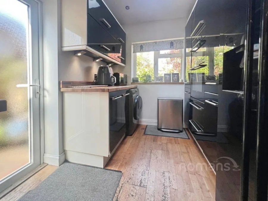 Brighton Road, Aldershot, GU12, photo 28
