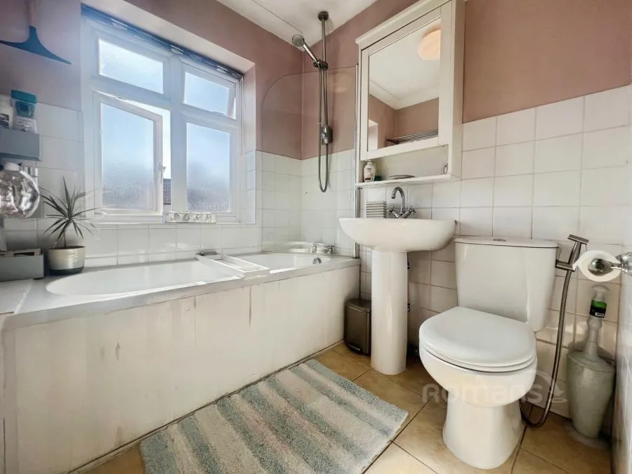 Brighton Road, Aldershot, GU12, photo 19