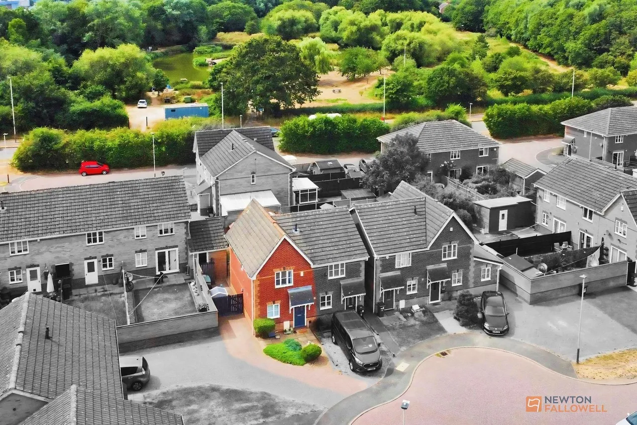 Pretoria Close, Thurcaston Park, LE4, photo 19